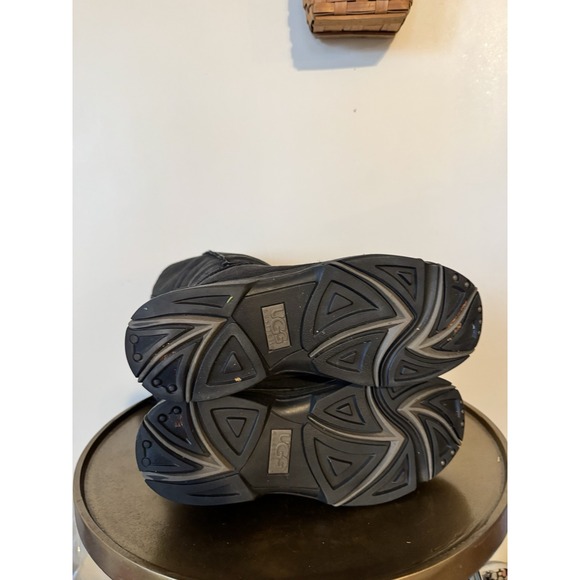 Ultimate Tall Braid 5340 UGG Boots Black Size 10 Good Warm Winter Snow Leather - Picture 4 of 9